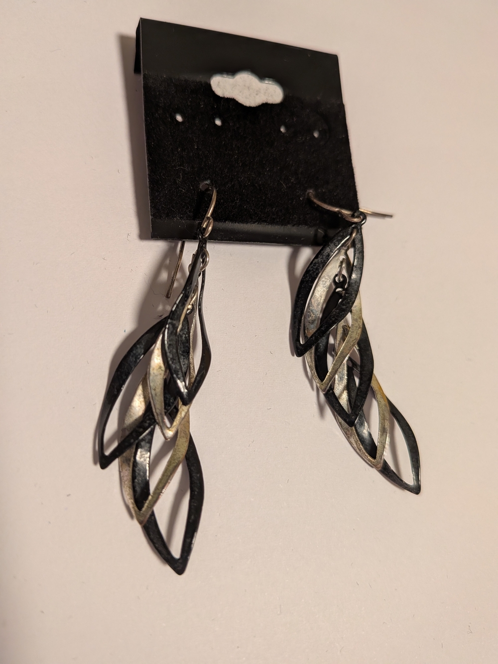 Women’s Black and Silver‎ Leaf Drop Earrings